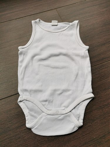 Body mit Trägern