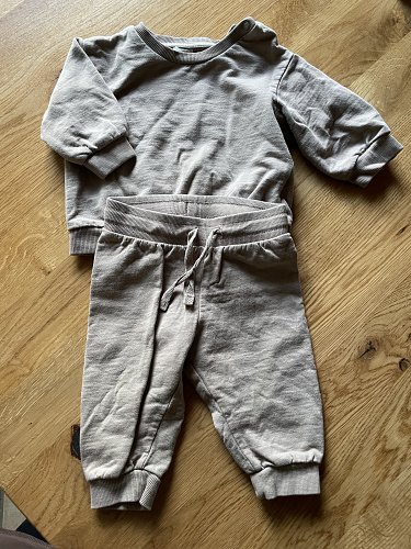 Pullover + Hose H&M 68