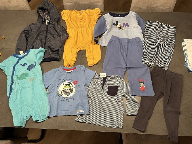 Kleidungspaket Jungen, 9 Teile, Größe 74/80