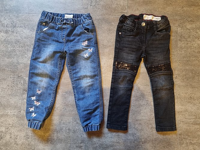 Jeans Mädchen 98 104 blau schwarz