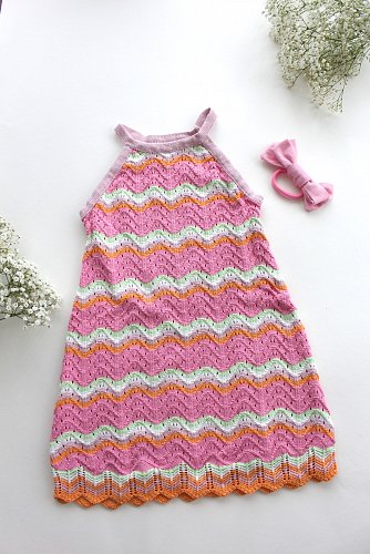 Strick-Sommerkleid rosa Größe 110 Haargummi