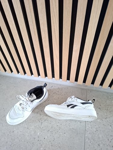 Sneaker Reebok 32 neuwertig