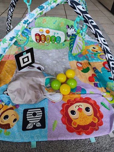 Spielbogen mit Bällebad