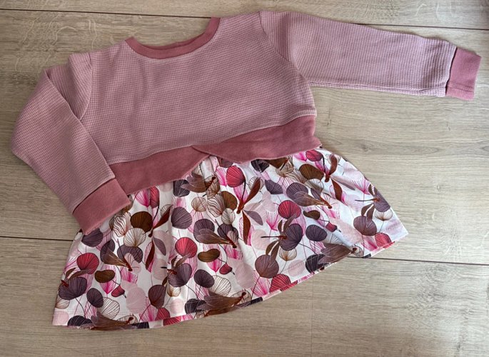Handmade Girly Sweater 92
