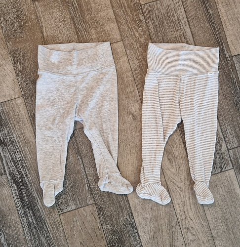 Hosen mit Füßen Gr. 74 h&m