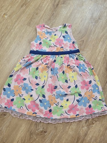 Blümchenkleid von Liegelind Gr. 92