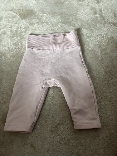 Dünne Hose von C&A in Größe 62