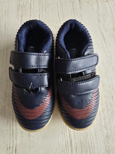 Sneaker