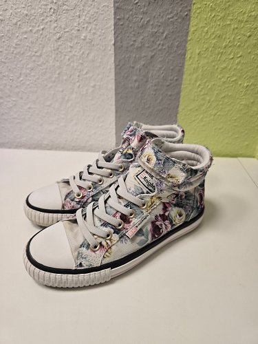 Schuhe British Knights Gr. 34