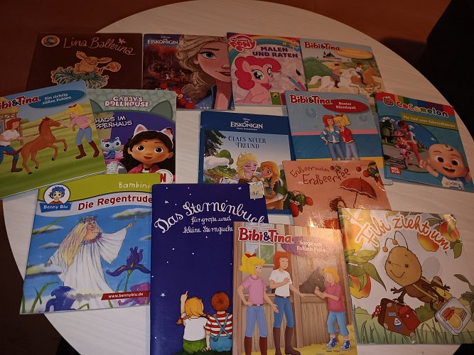 Versch Bücherset's Preis von 3-6€ das set plus Versand