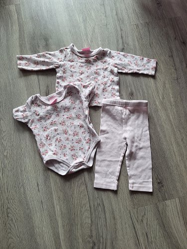 Set aus langarm Shirt, Kurzarm Body und Leggings Bebe Bonito
