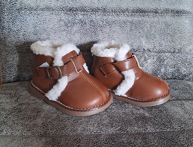 Braune Baby Winter Boots