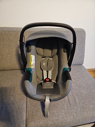 Babyschale Baby-Safe britax Römer isense von 2022