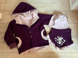 Handmade Wollwalk Jacke mit Mütze und Loop Reh 98