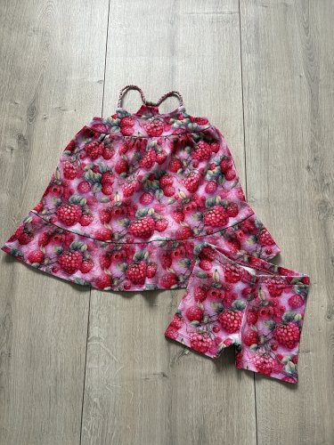 Handmade Kleid mit Pants aus Rippjersey 98/104