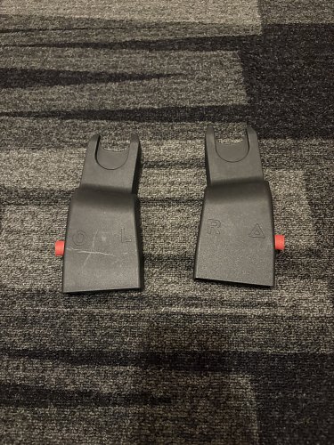 Fußsack und Adapter für Kinderwagen