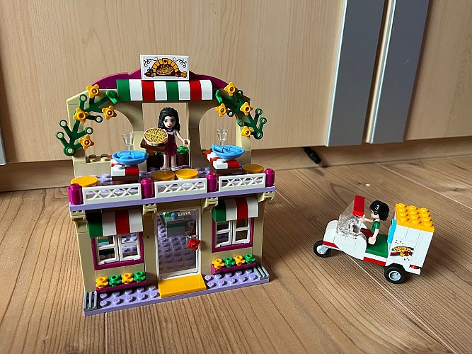 Lego Friends Pizzeria