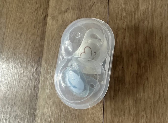 Schnuller und Flache