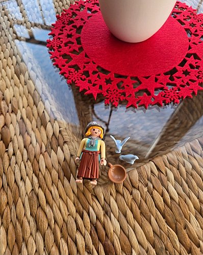 Set "Magd mit Tauben" von Playmobil