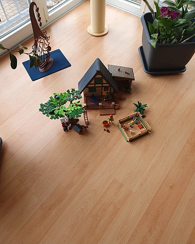 Forsthaus mit Tierpflegestadion von Playmobil