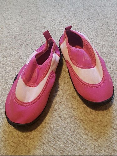 Badeschuhe Kinderbadeschuhe Gr. 28/29, wie neu