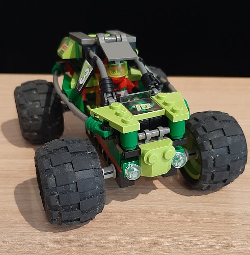 Lego Racer Set 8356 - Jungle Monster