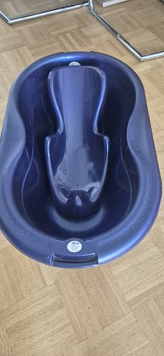 Babybadewanne mit Neugeboreneneinsatz